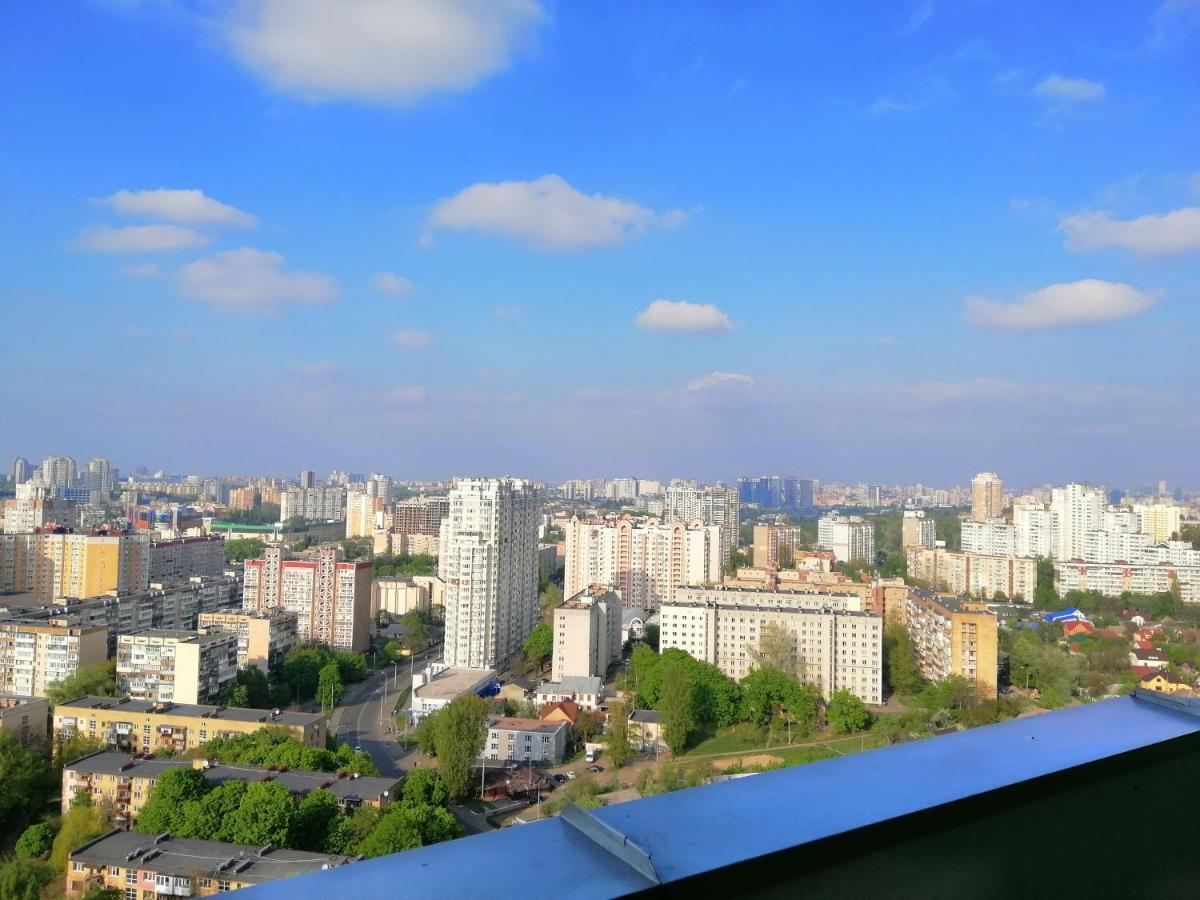 Видовая 25: Panoramic High-Rise Retreat Kyiv Exterior photo